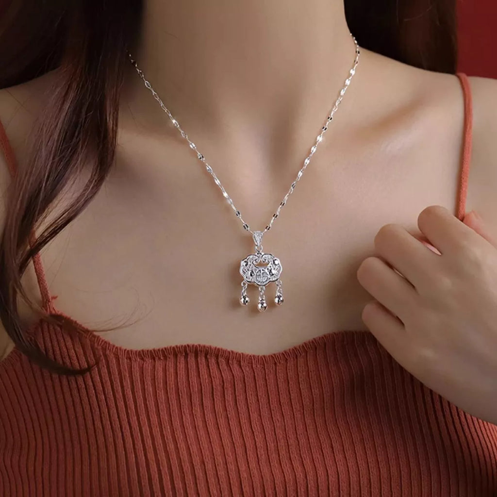 925 Sterling Silver Lock Pendant Necklace