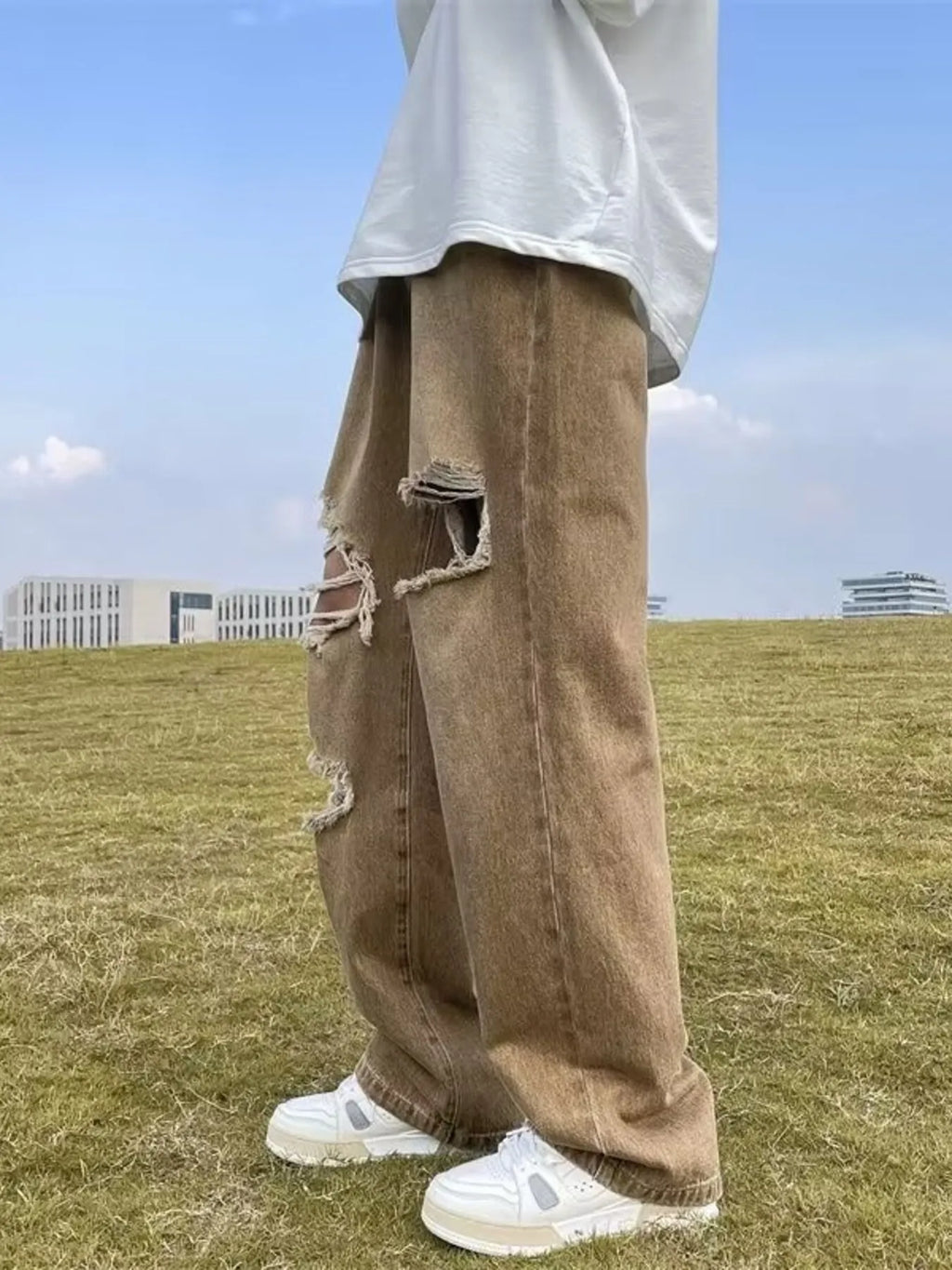 Men's Plus Size Distressed Wide Leg Jeans