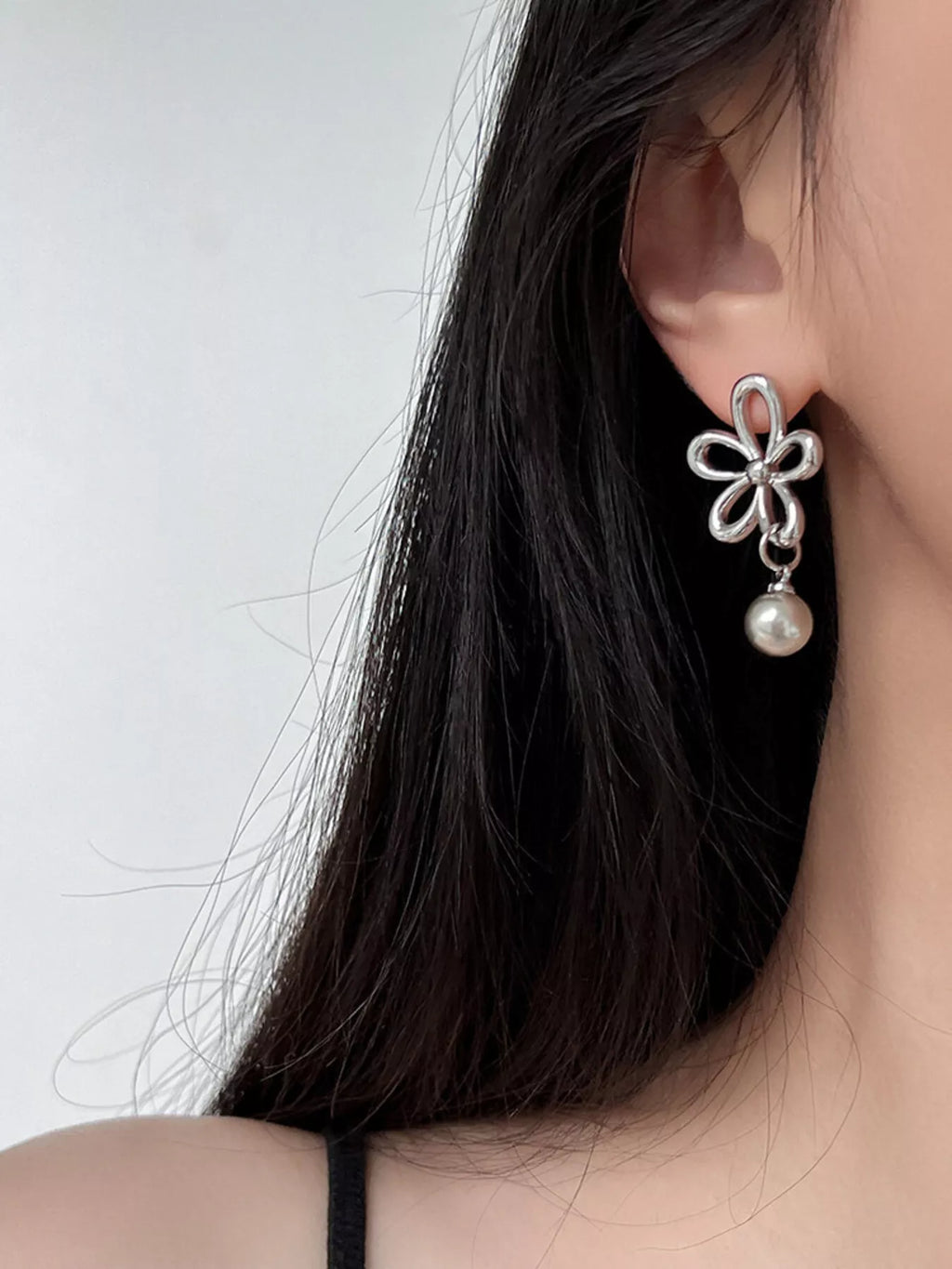 Flower Pearl Drop Earrings