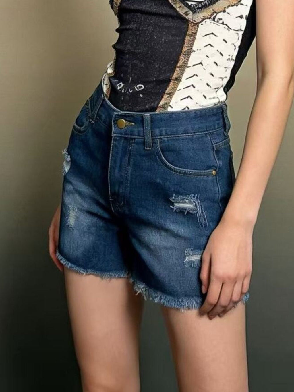 Distressed Frayed Hem Denim Shorts