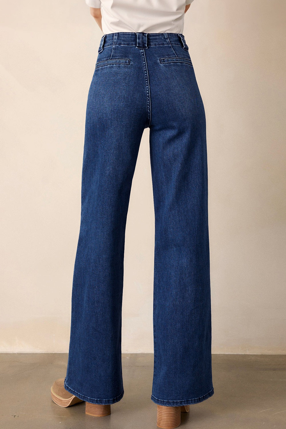 Straight Leg Mid-Rise Shift Jeans