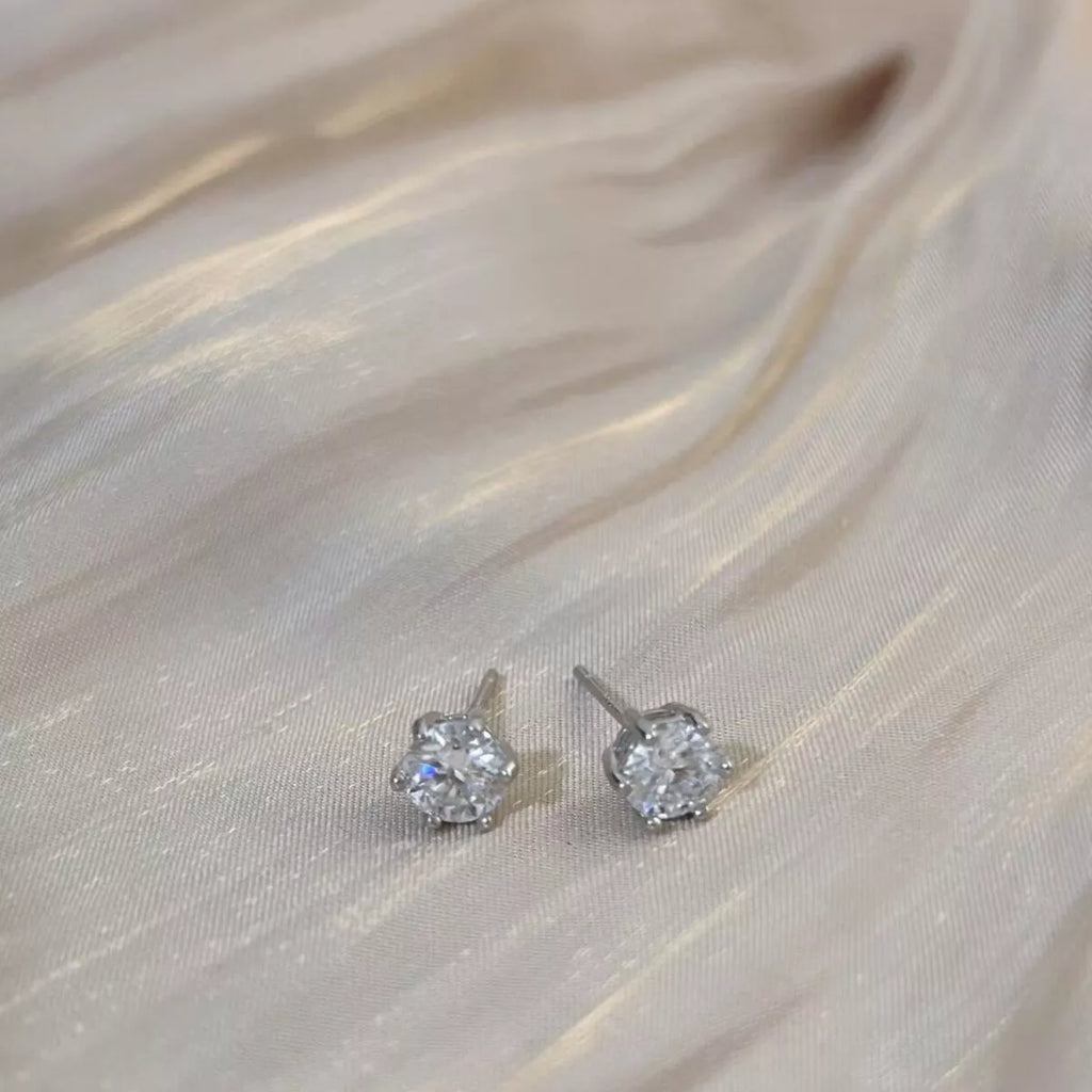 2 Carat 925 Sterling Silver Moissanite Stud Earrings