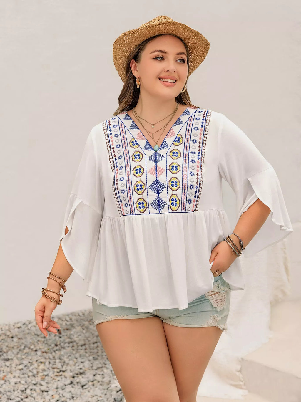 Plus Size Geometric V-Neck Flare Sleeve Blouse