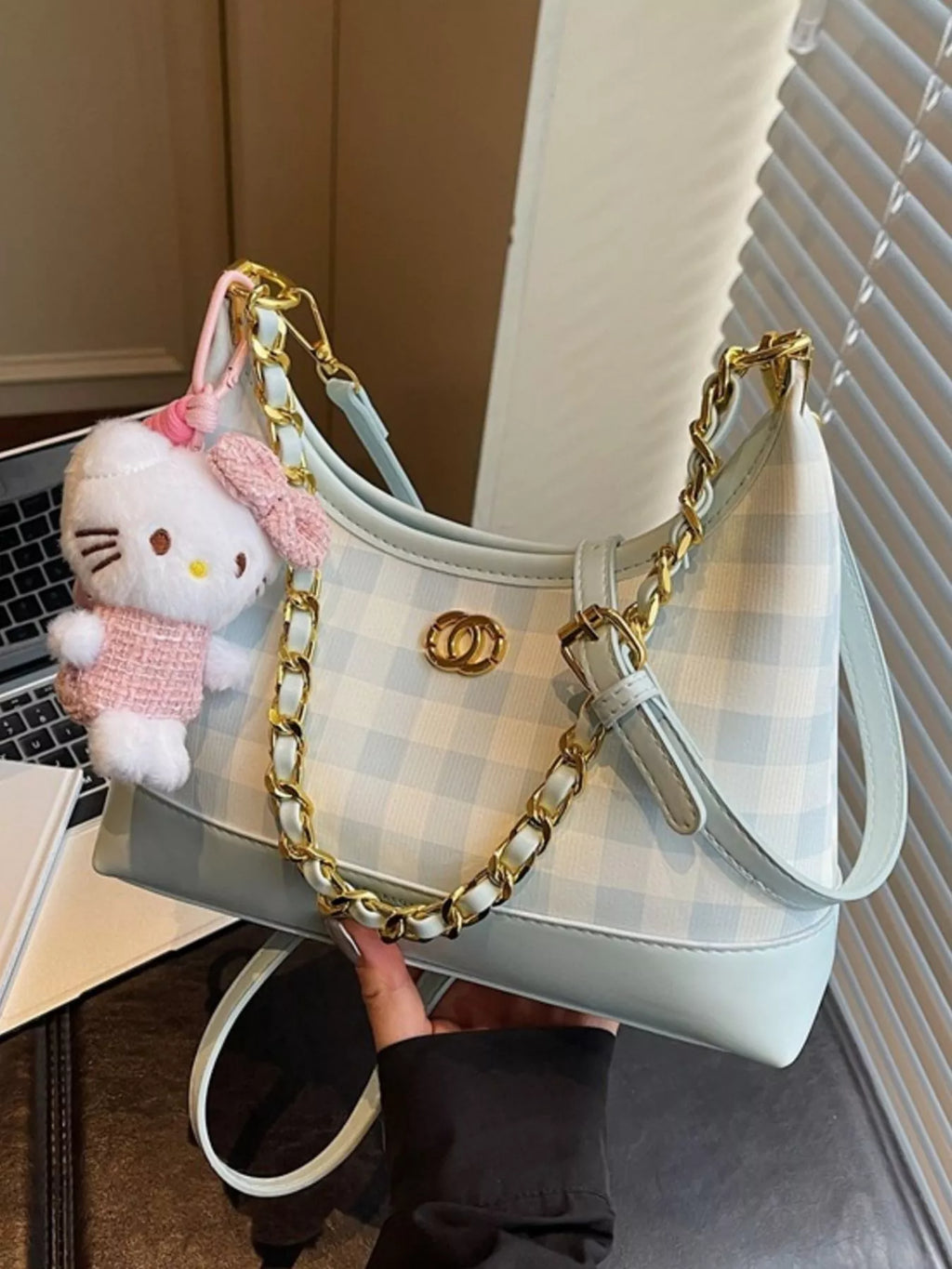 Plaid Pattern Chain Decor Shoulder Bag