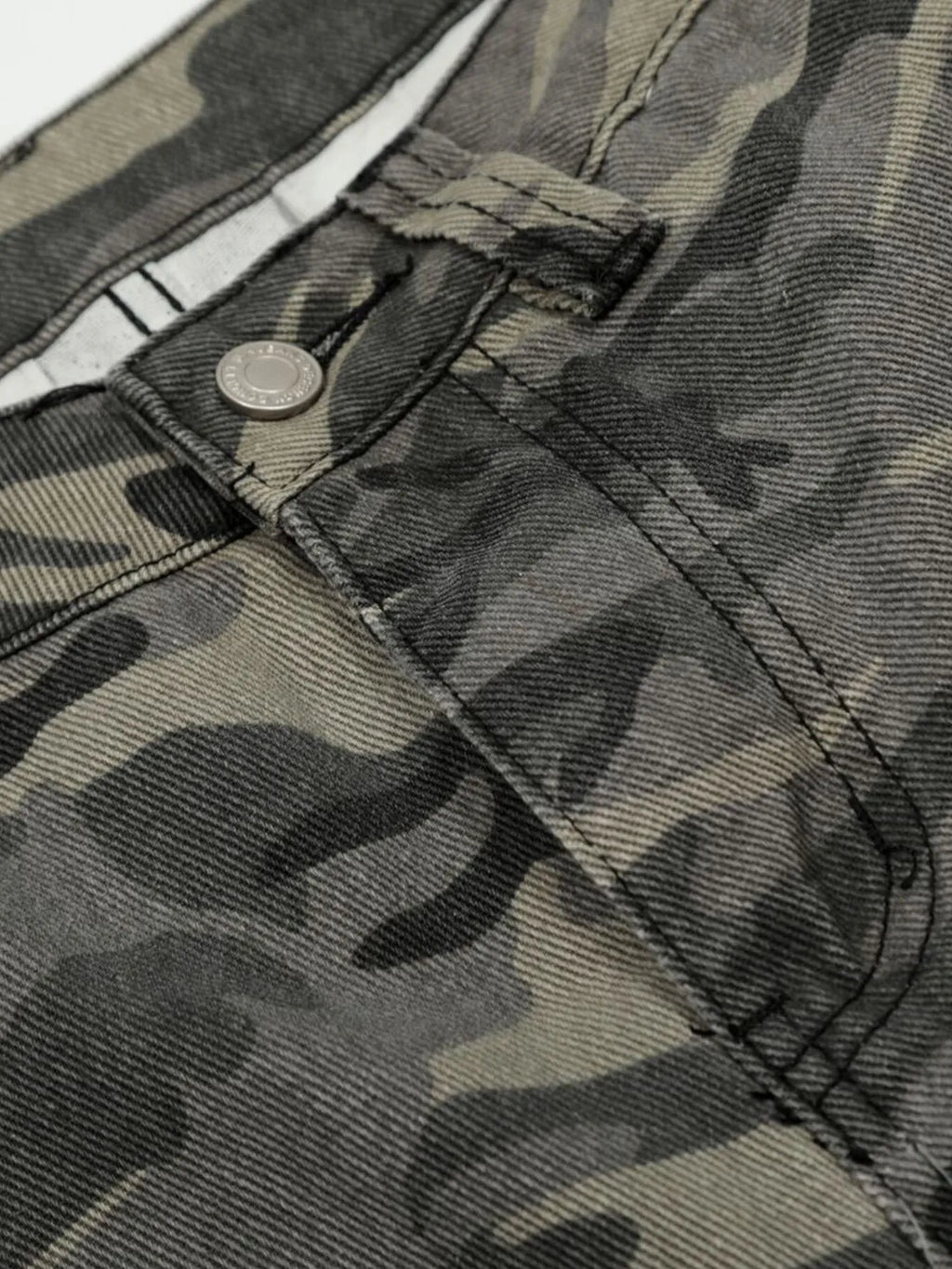 Men's Camouflage Cargo Capri Jeans