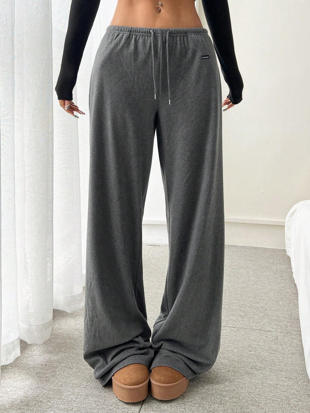 Relaxed Fit Drawstring Pants