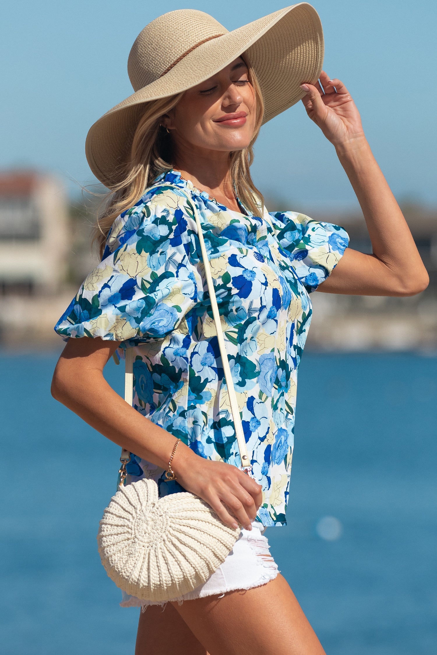 Floral Puff Sleeve V-Neck Short Blouse
