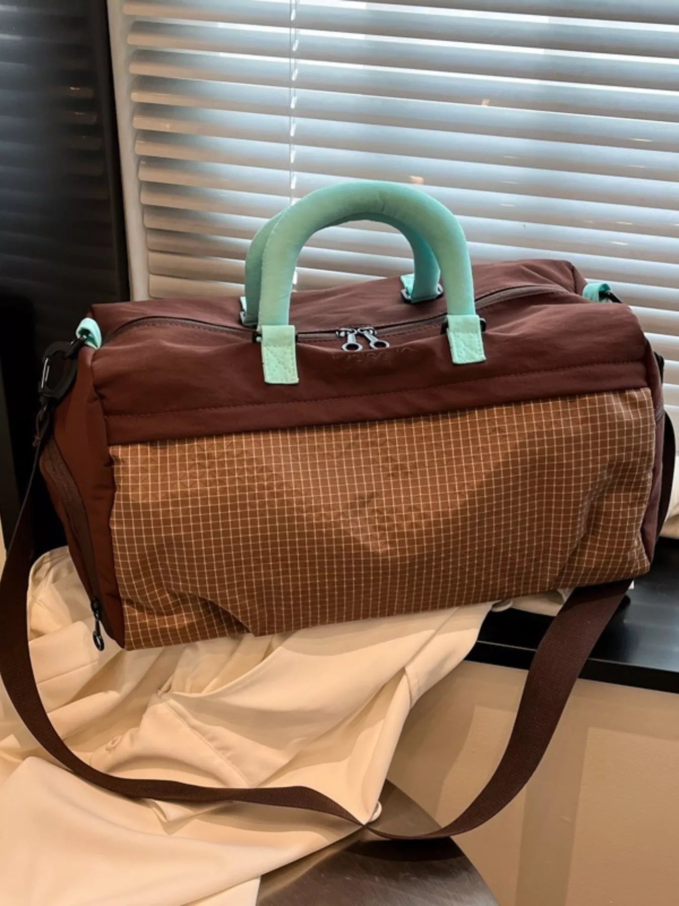 Plaid Oxford Sloth Travel Bag