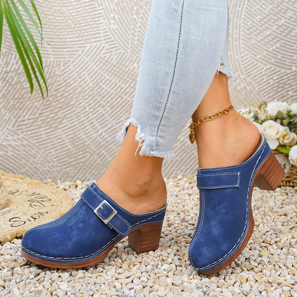 Round Toe Block Heels Sandals
