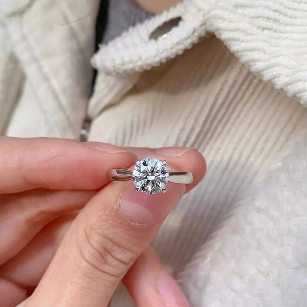 2 Carat Moissanite 925 Sterling Silver Ring
