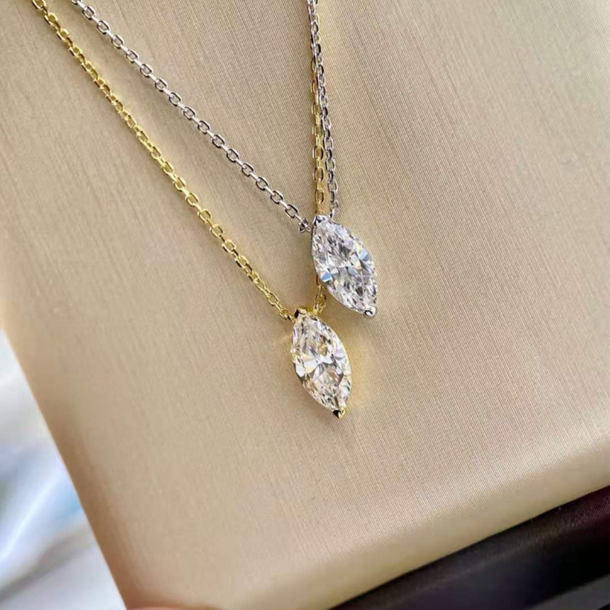 925 Sterling Silver Zircon Pendant Necklace