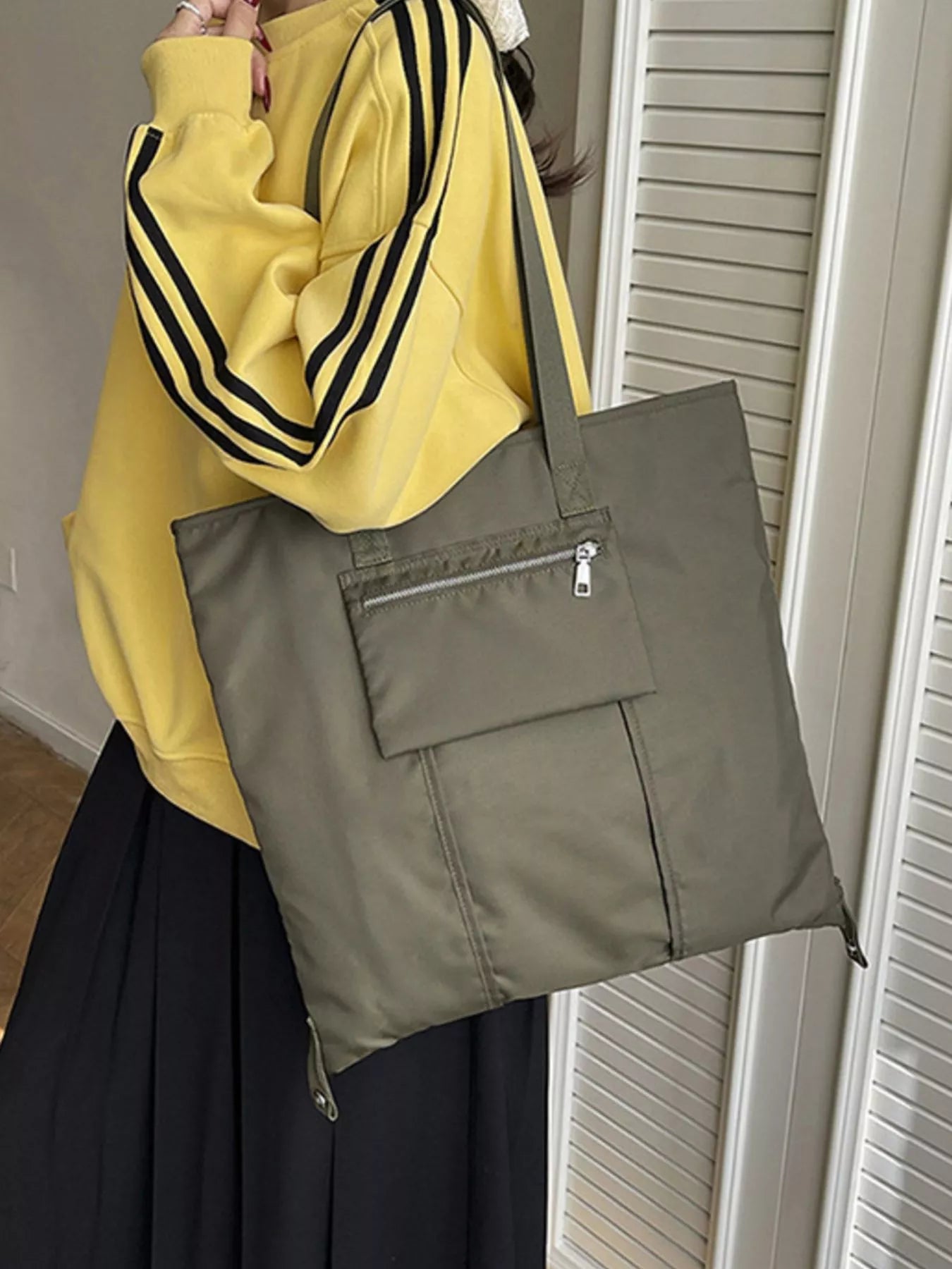 Casual Lightweight Nylon Shoulder Bag