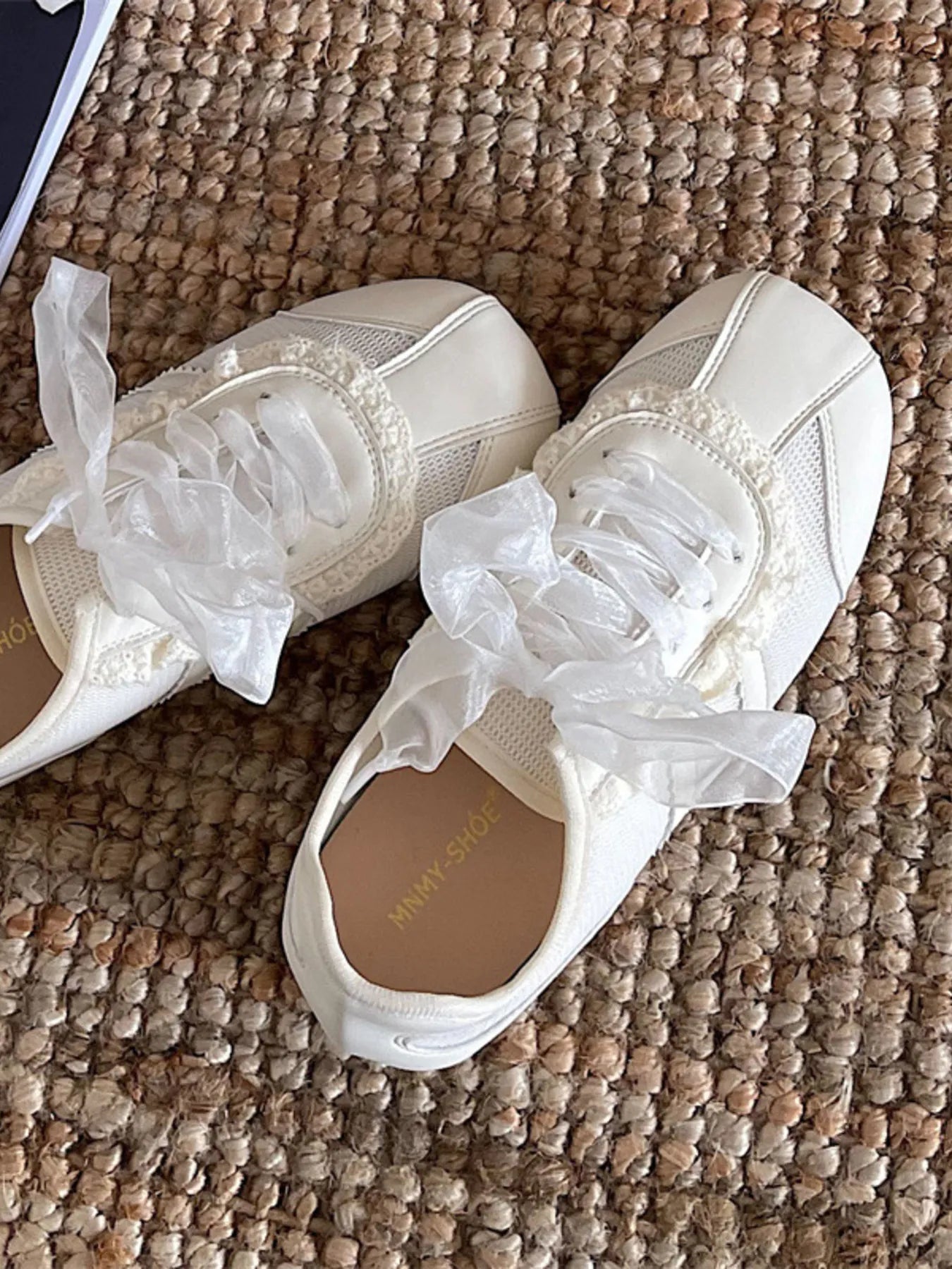 Round Toe Lace Up Sneakers
