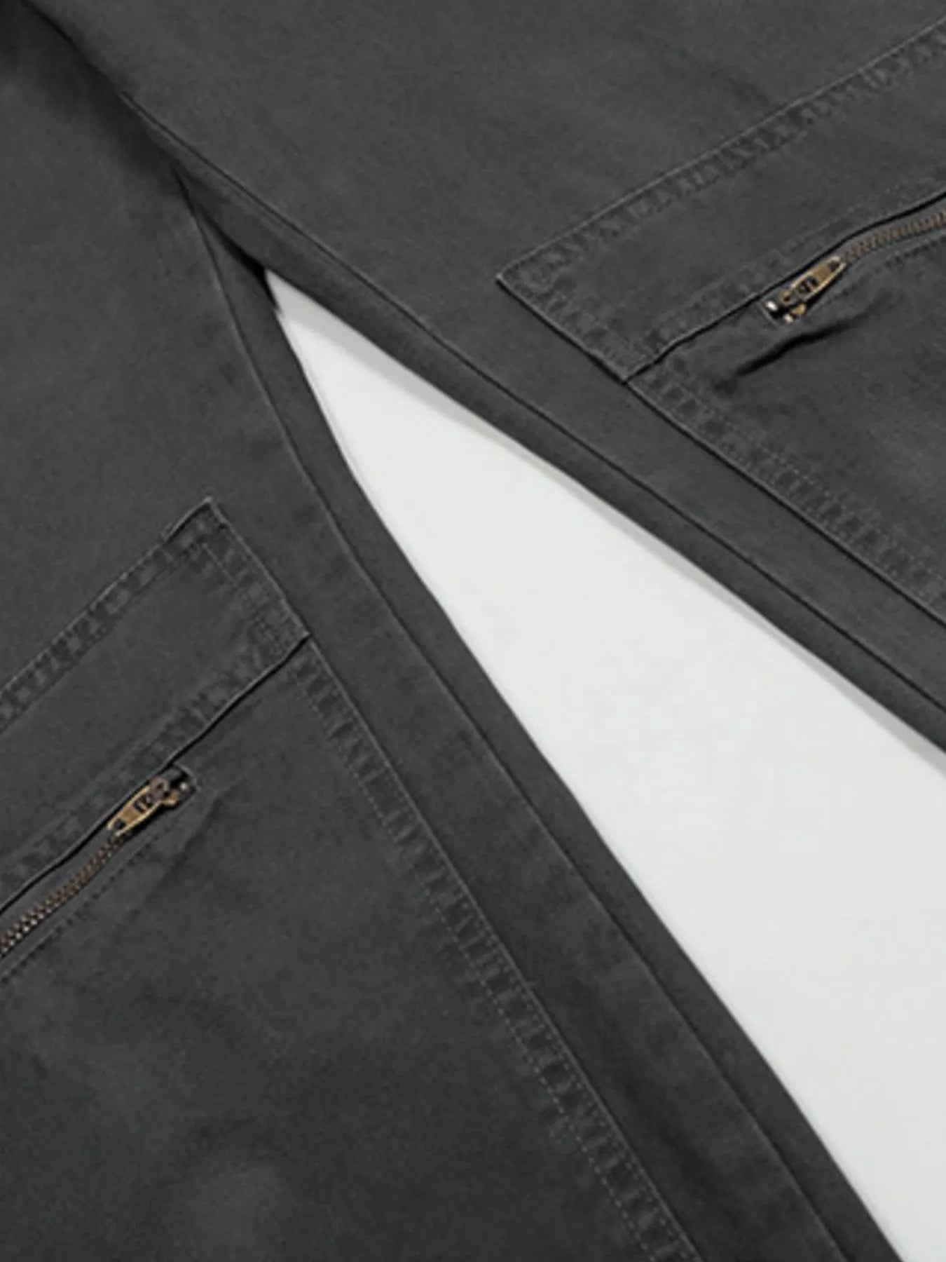 Men's Oversized Wide Leg Jeans with Multiple Pockets