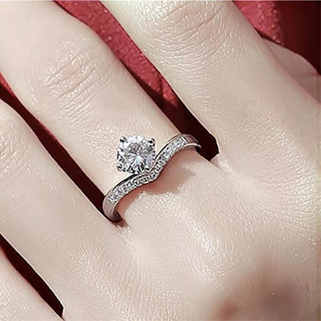 2 Carat Moissanite 925 Sterling Silver Ring
