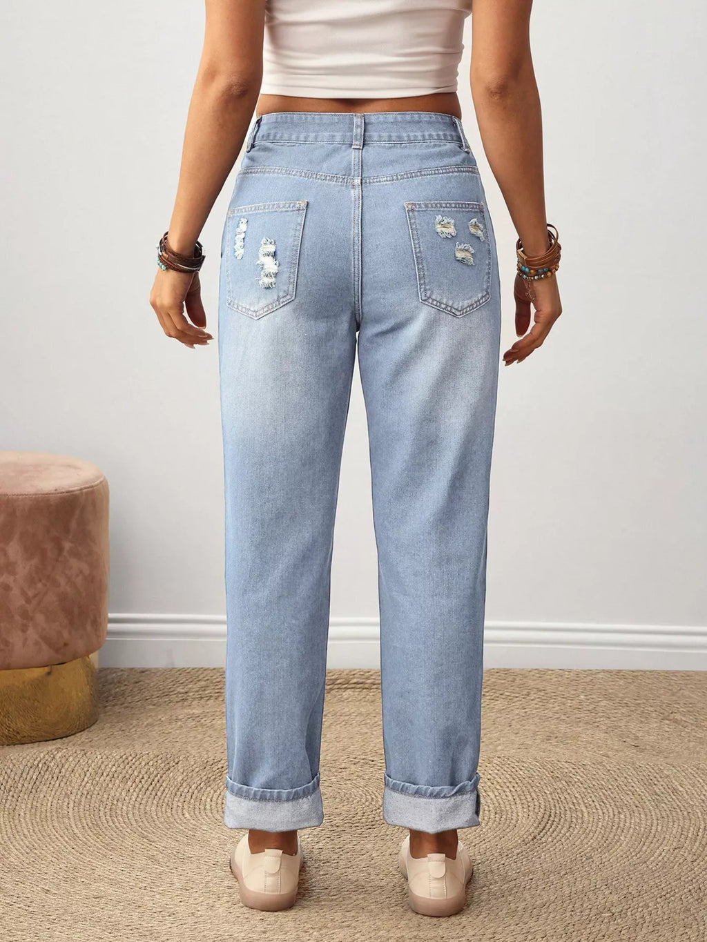 Embroidered Flower Distressed Jeans