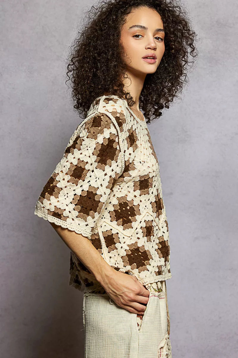 POL Round Neck Short Sleeve Color Pattern Crochet Top with Border Accents