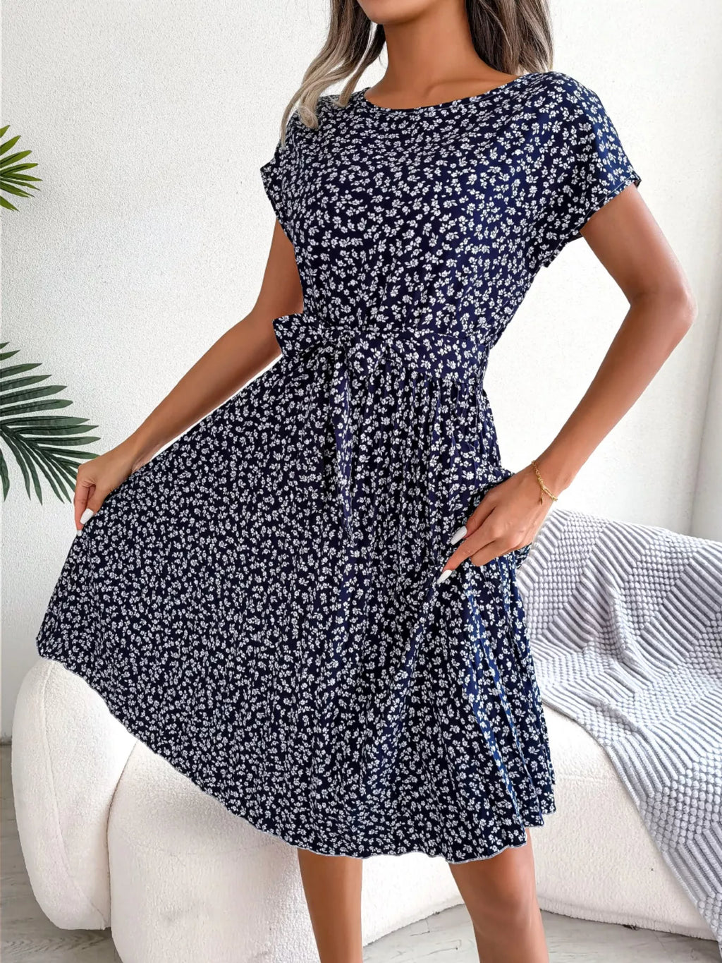 Floral Print Pleated Midi Dress with Belt