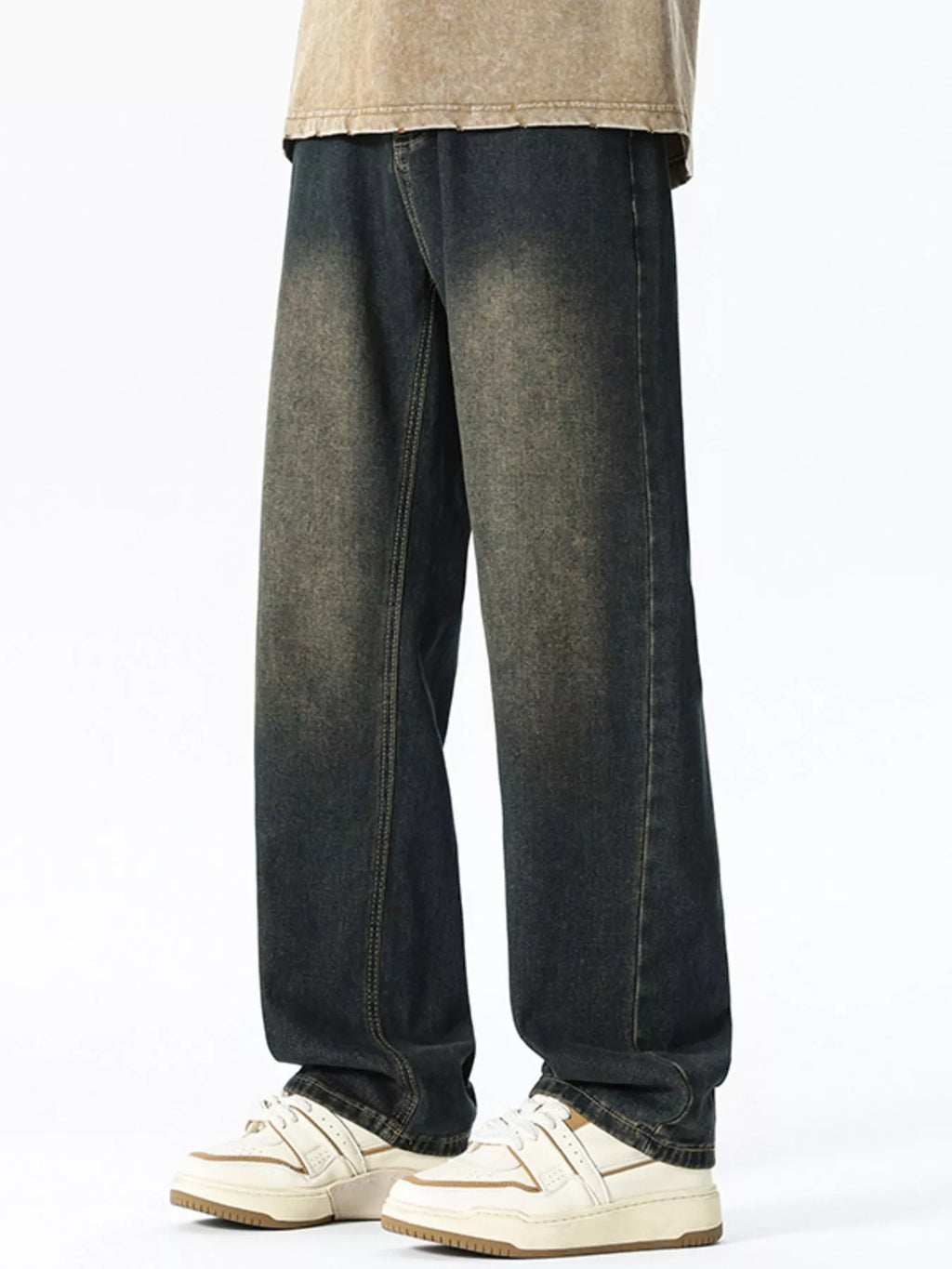 Men's Relaxed Fit Washed Jeans
