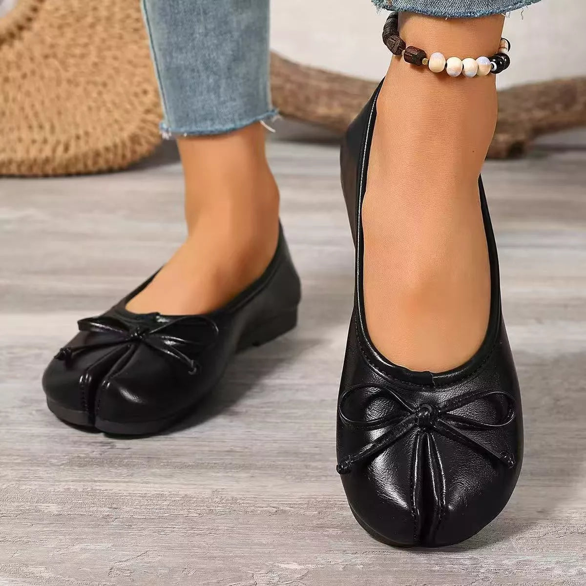 Bow Decor Split Toe Slip-Ons