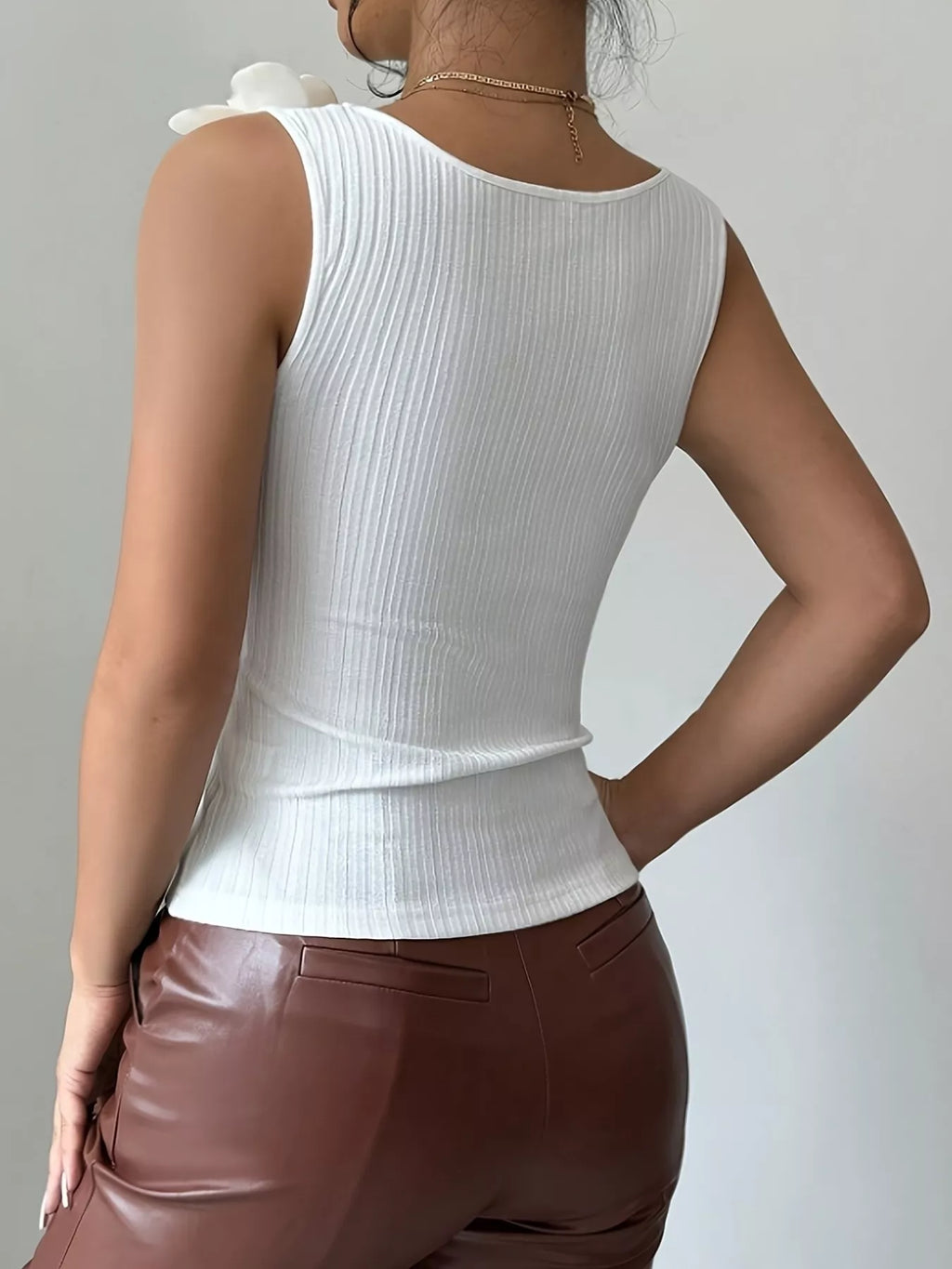 Floral Applique Ribbed Tank Top