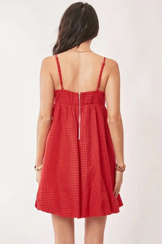 Davi & Dani Textured Sweetheart Neckline Bubble Hem Dress