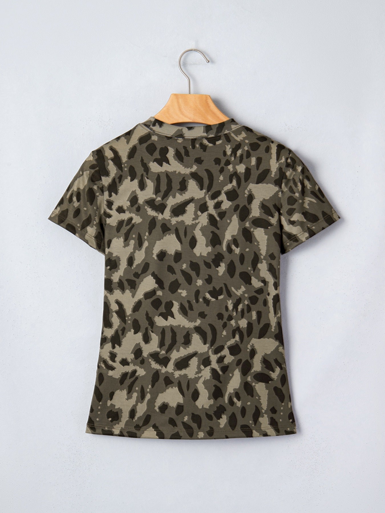 Leopard Print Mock Neck Slim Tee