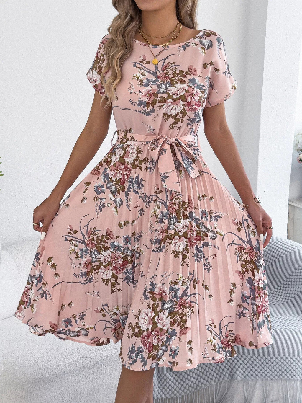 Floral Print Pleated A-Line Midi Dress