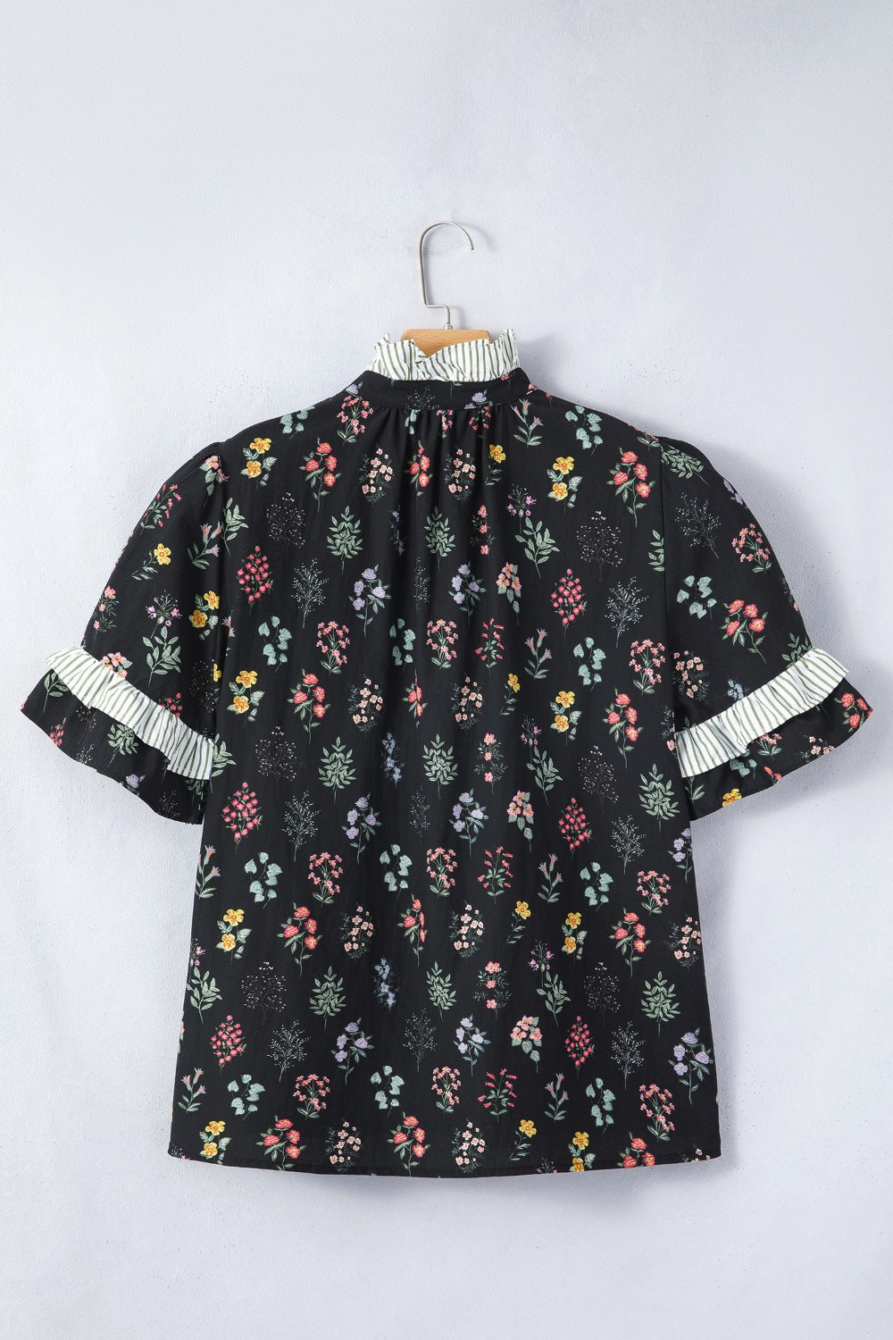 Contrast Frilled Trim Short Sleeve Floral Shirt