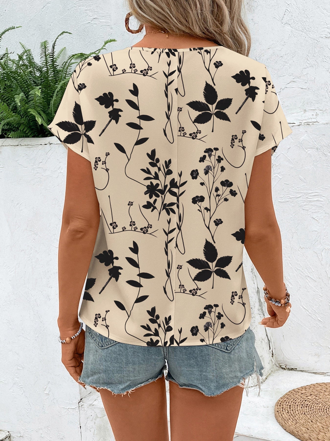 Floral Print Round Neck Blouse