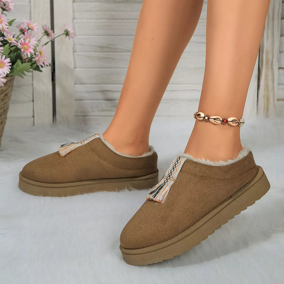 Round Toe Platform Slippers