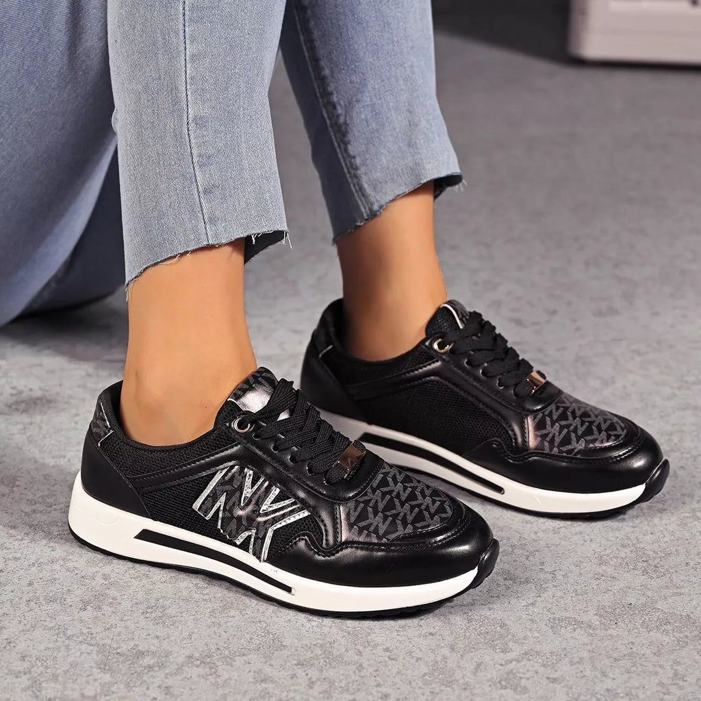Lace Up Round Toe Sneakers