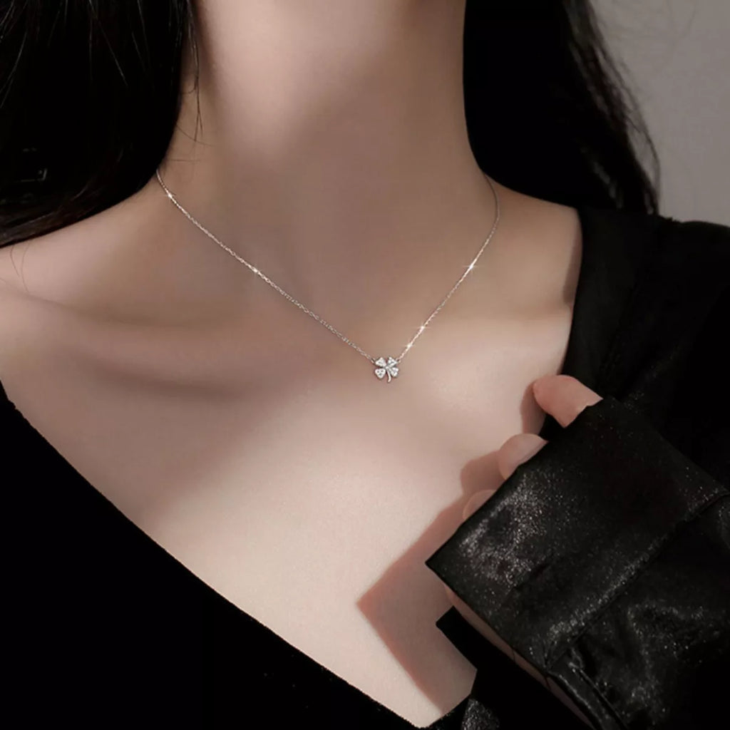 925 Sterling Silver Zircon Four Leaf Clover Necklace
