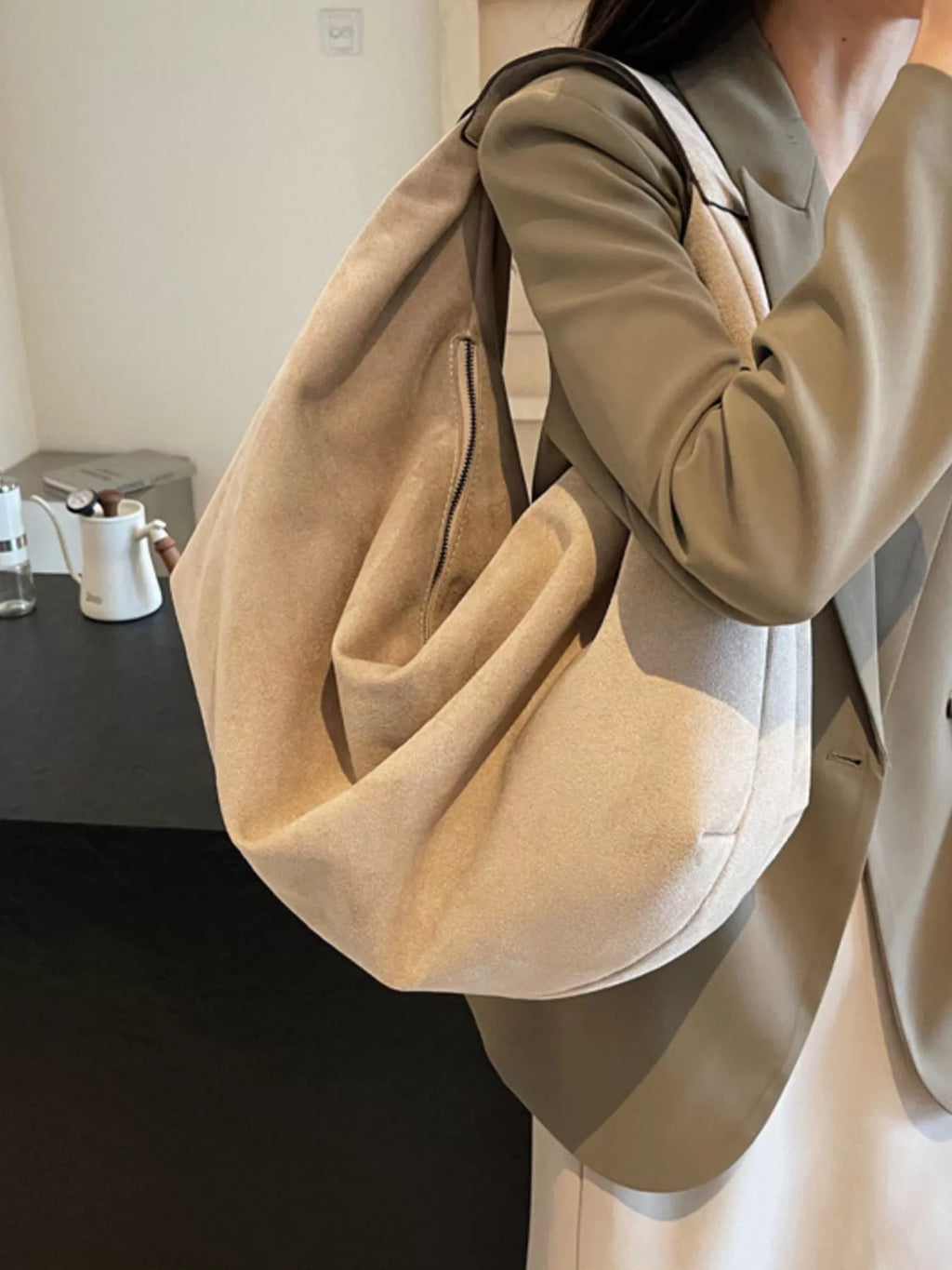 Large Capacity Casual Shoulder Bag