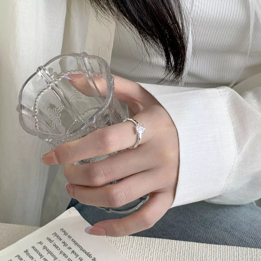 925 Sterling Silver Zircon Geometric Ring