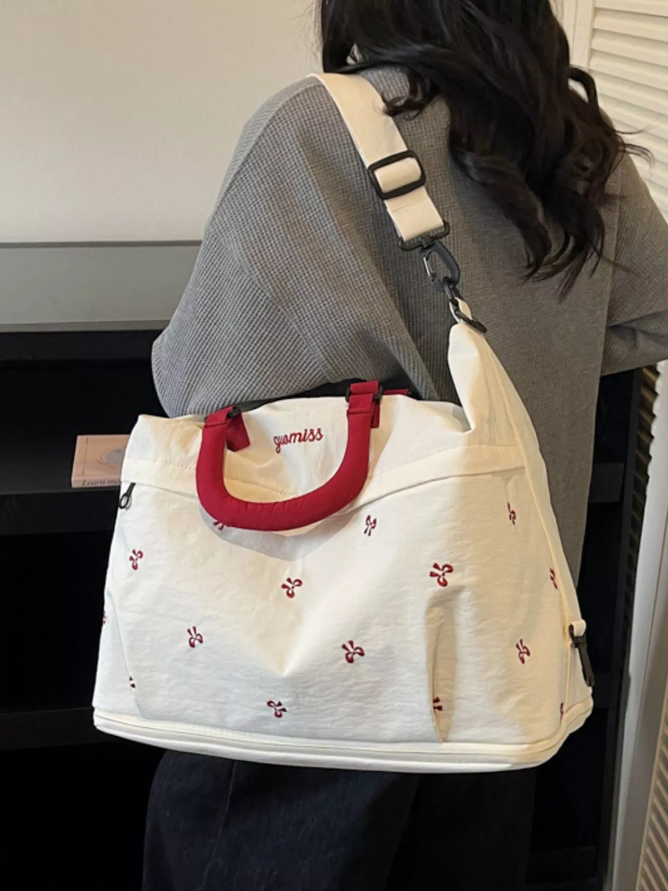 Bow Embroidered Travel Bag