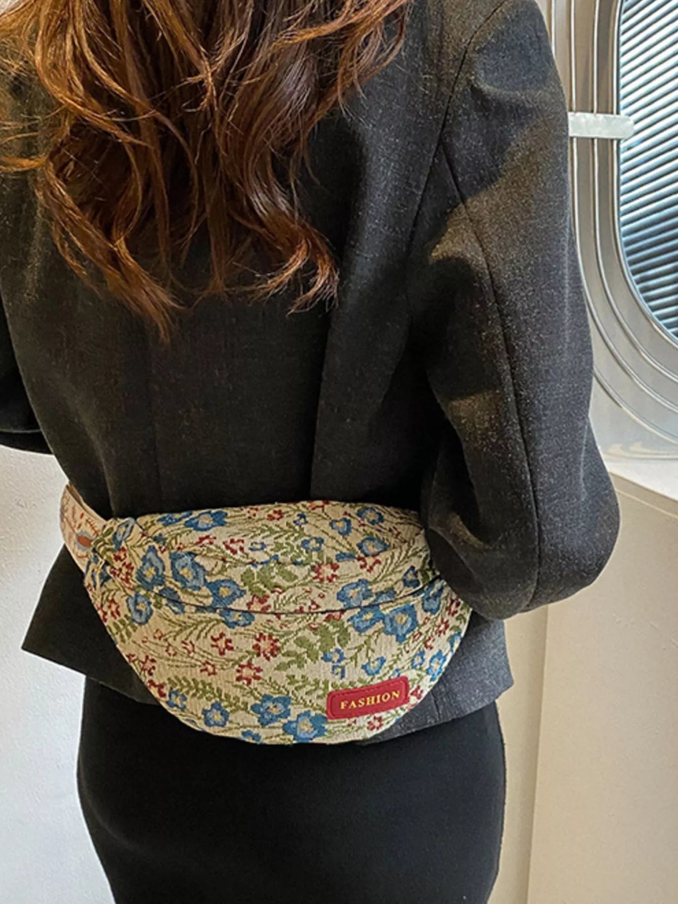 Floral Pattern Wide Strap Crossbody Bag