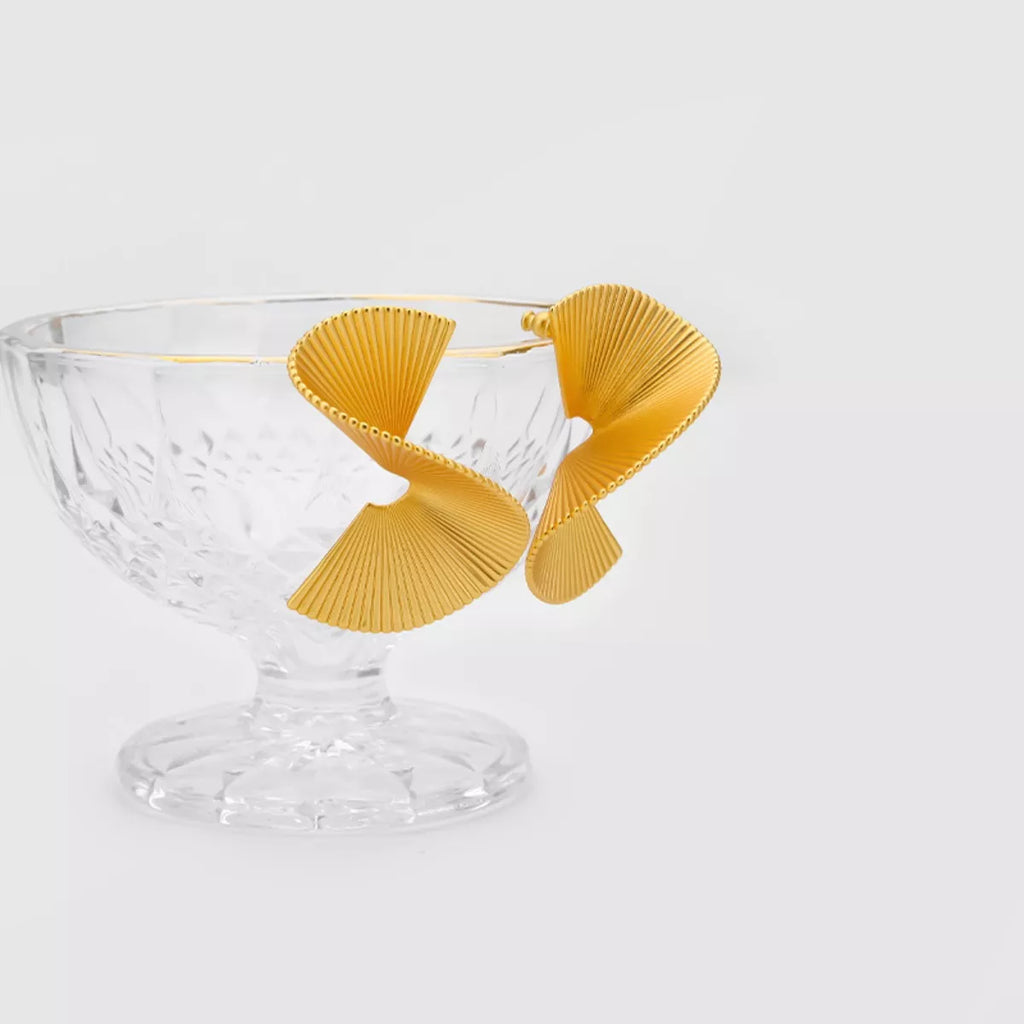 18K Gold-Plated Copper Fan-Shaped Earrings