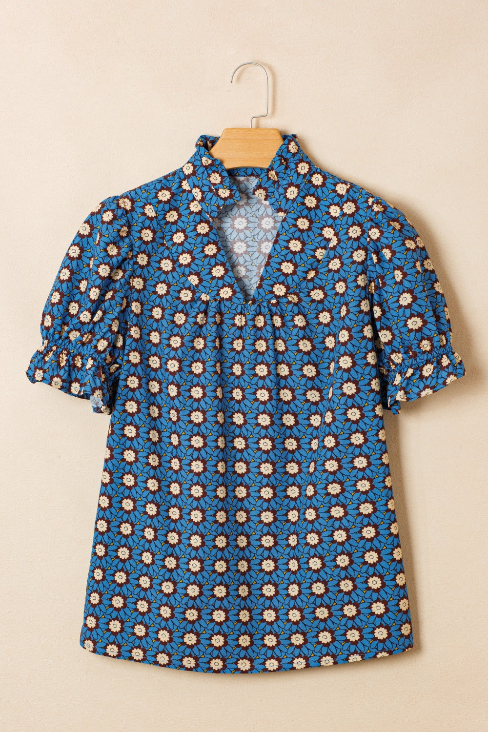 Floral Print V Neck Pleated Detail Short Puff Sleeve Blouse
