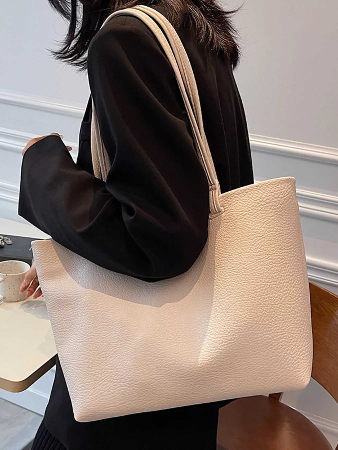 Large Capacity Shoulder Bag