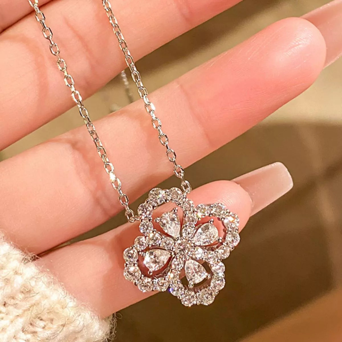 Moissanite 925 Sterling Silver Clover Pendant Necklace