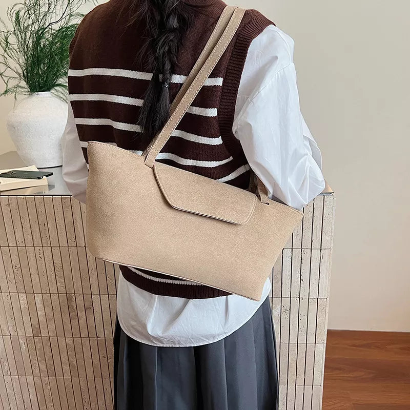 Minimalist Flap Decor Suede Bag