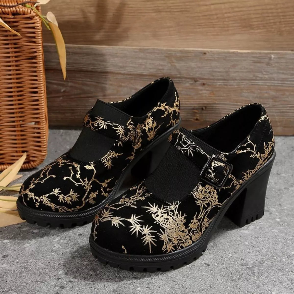 Round Toe Block Heels Pumps