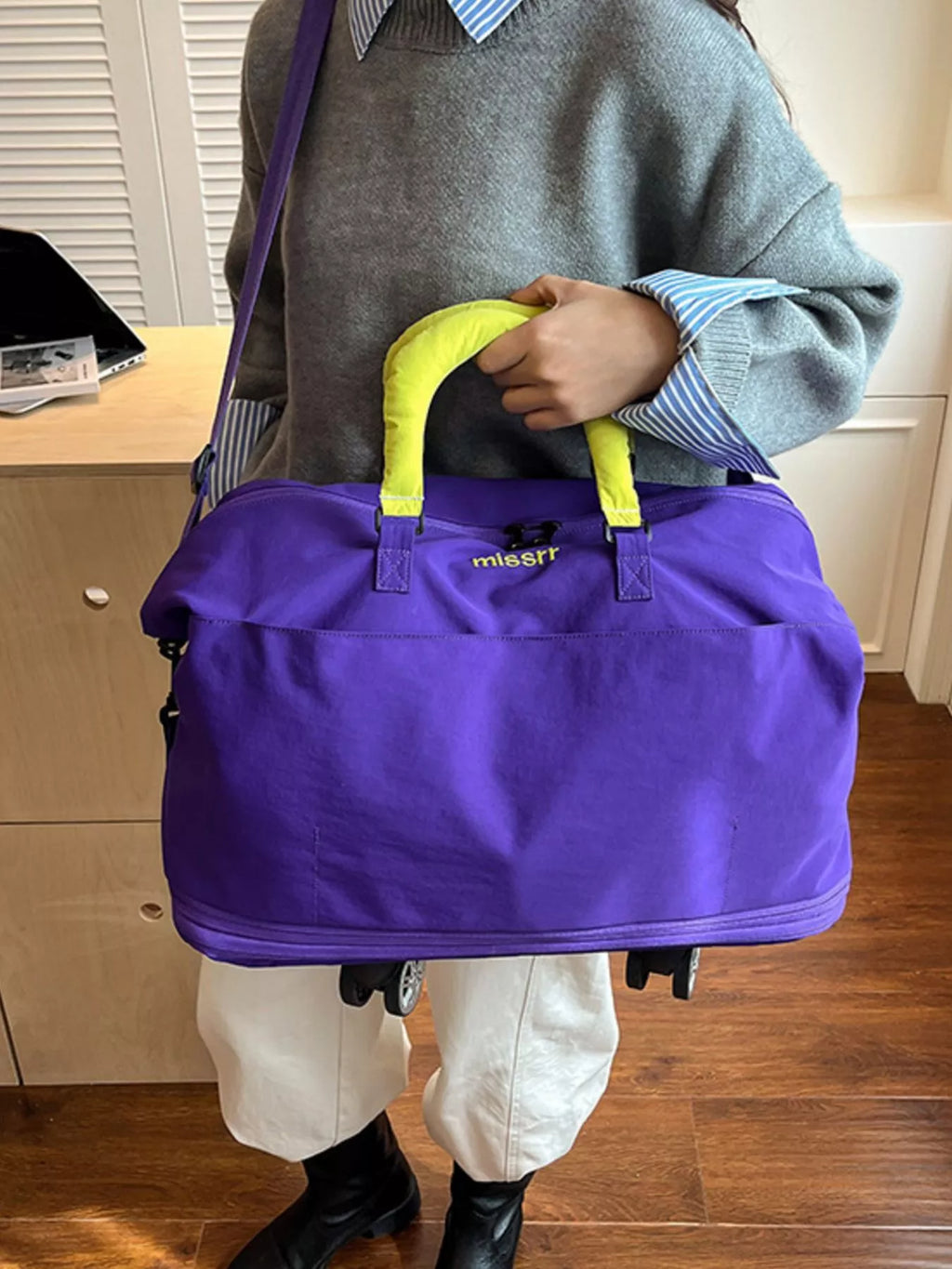 Contrast Handle Travel Bag