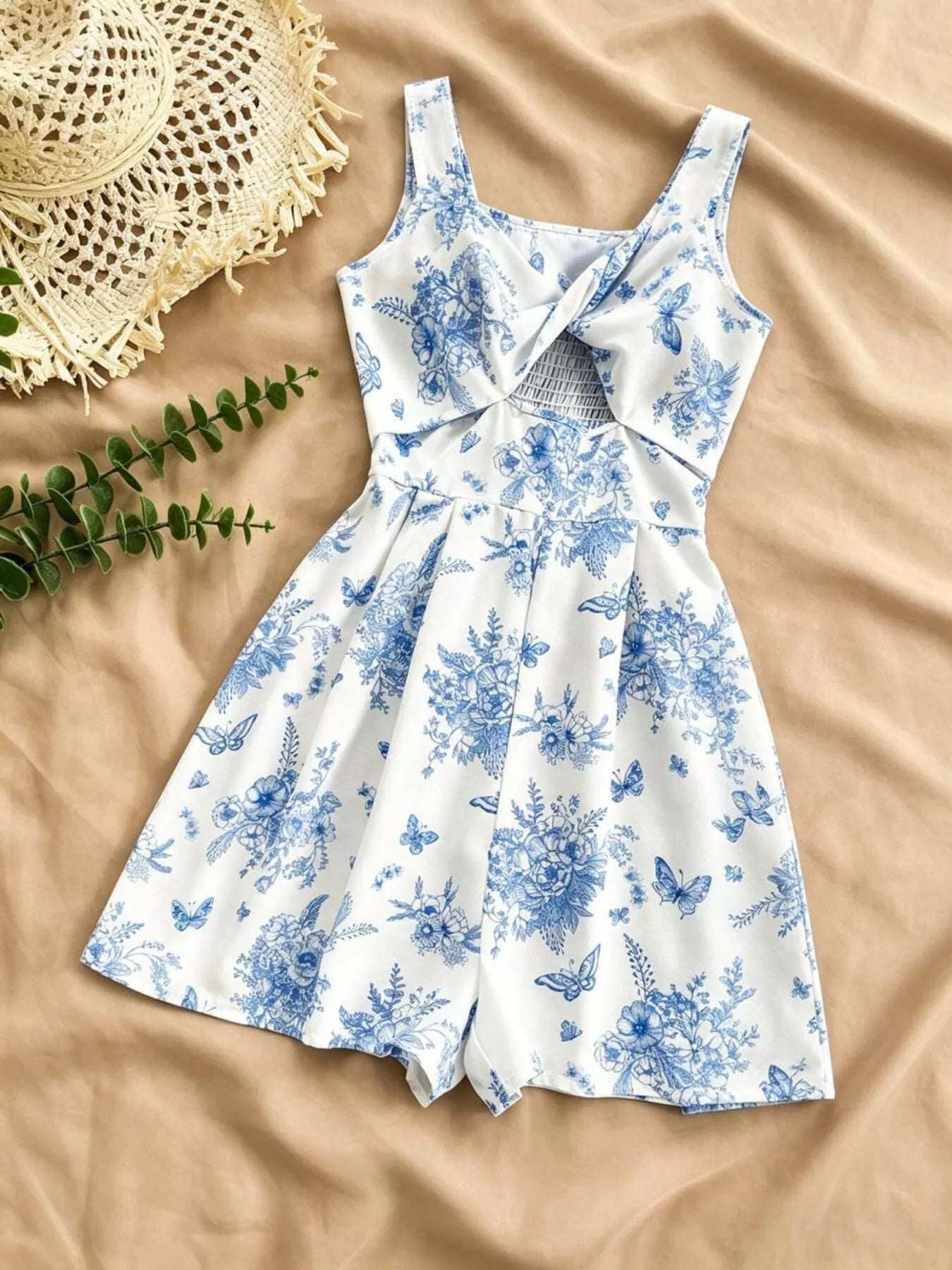 Floral Print Twist Front Cutout Romper
