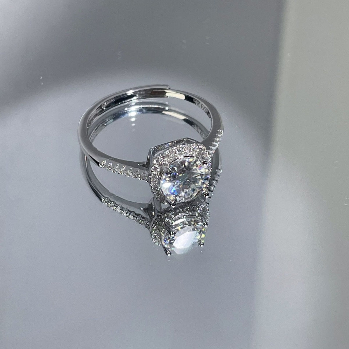 1 Carat Moissanite 925 Sterling Silver Ring