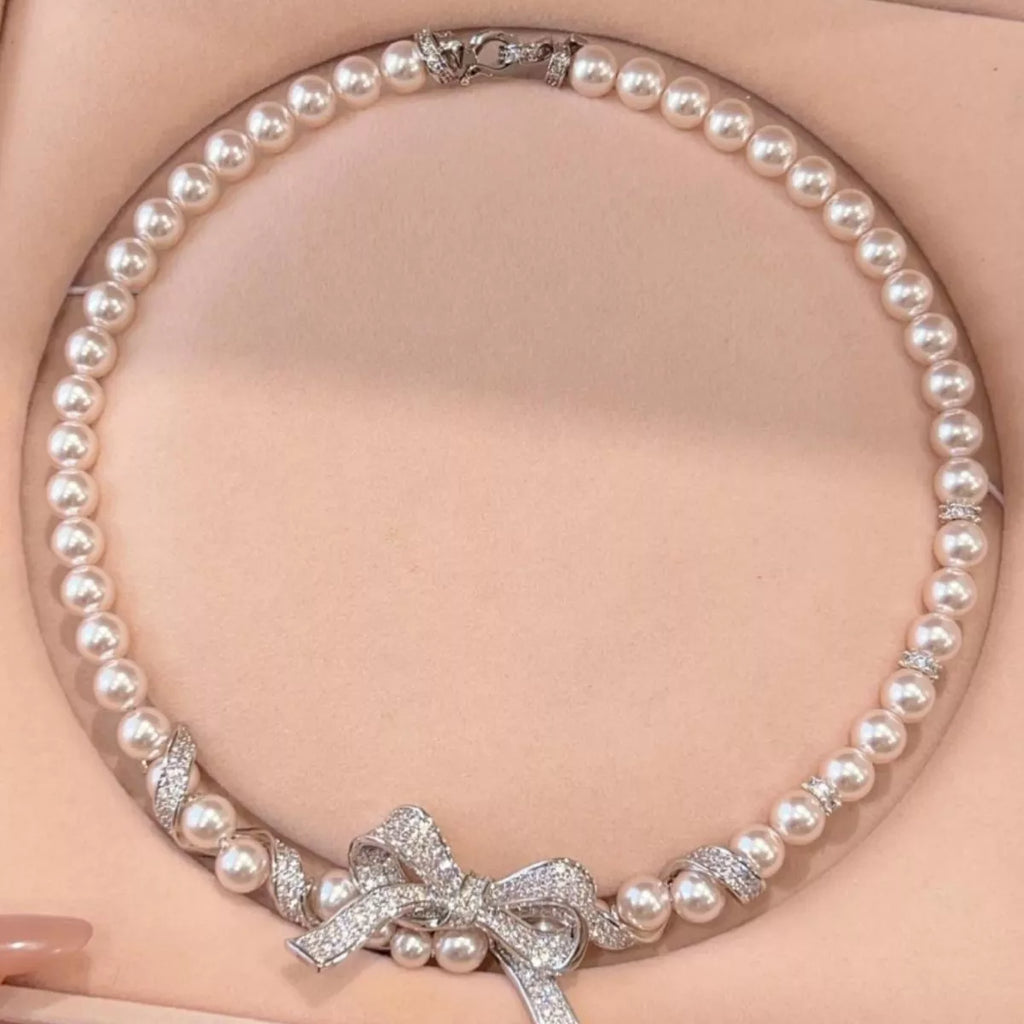 Pearl Necklace with Bow Pendant