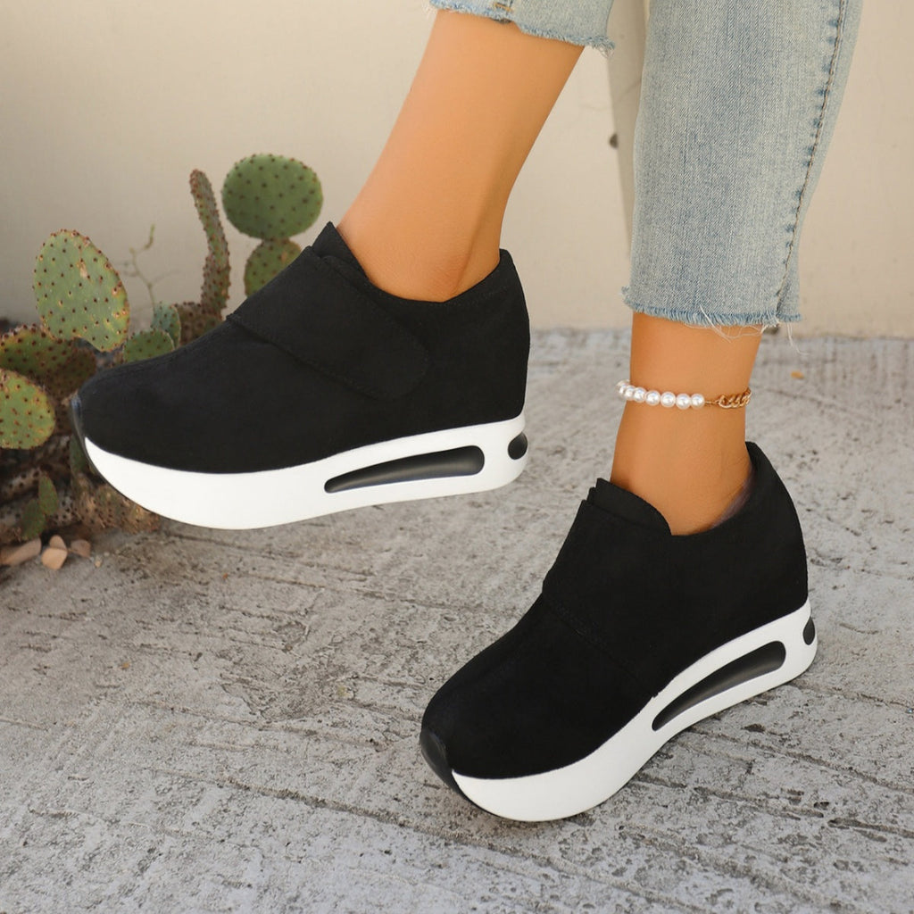 Round Toe Platform Sneakers
