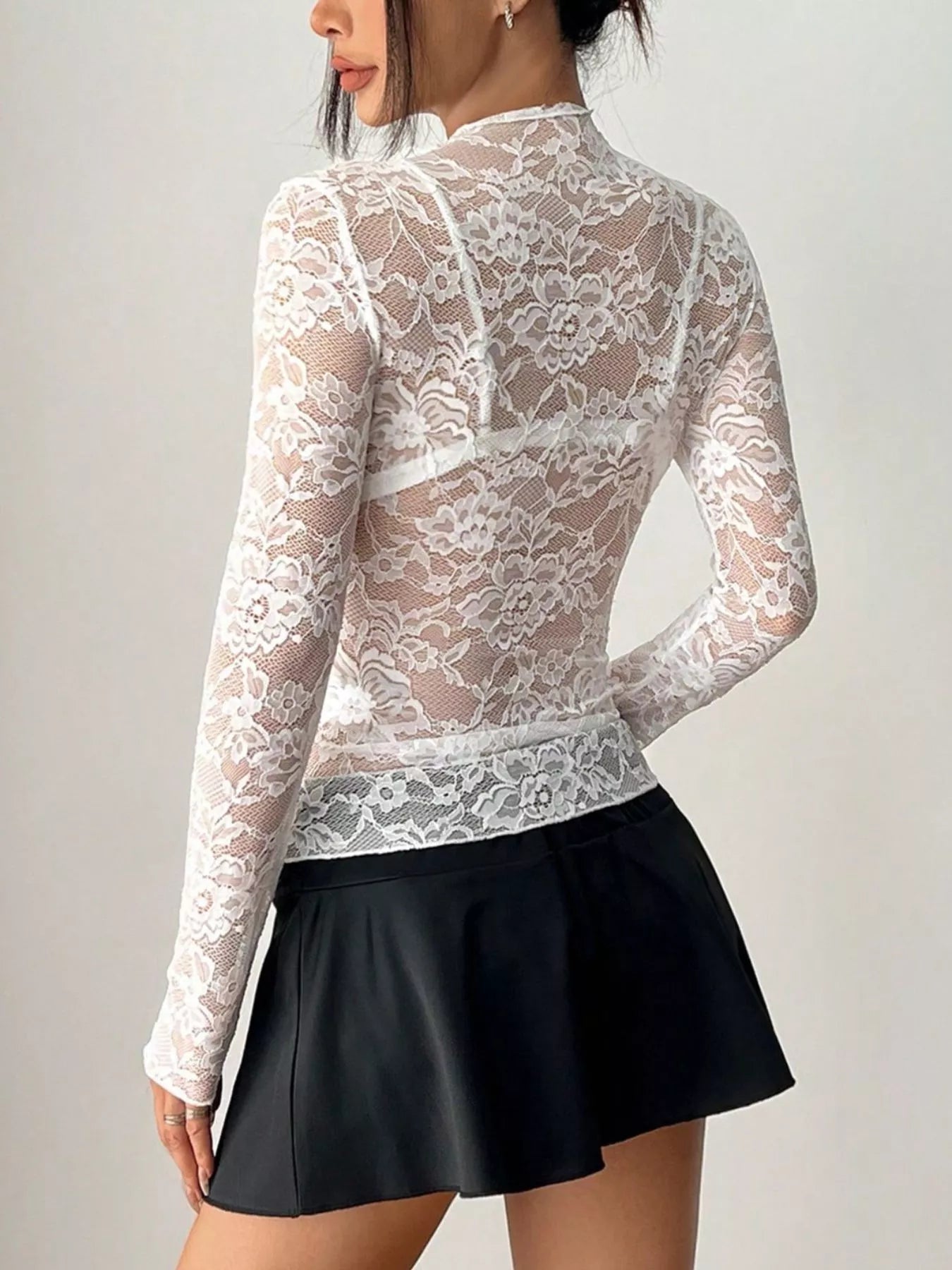 Elegant Floral Lace Long Sleeve Top
