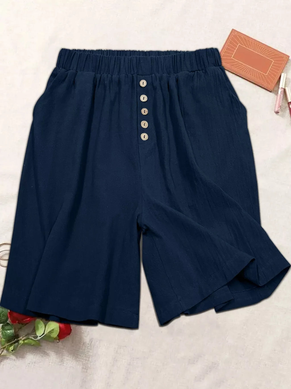Plus Size Elastic Waist Casual Shorts
